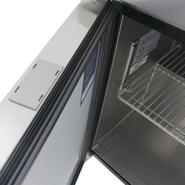 Congelador Bajo Encimera 36" de 2 puertas Turbo Air MUF-36-N*